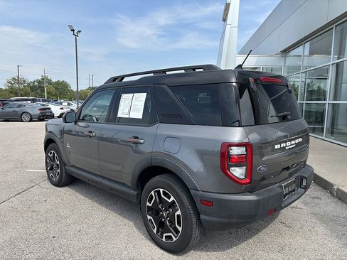 Used 2023 Ford Bronco Sport Outer Banks w/ Tech Package AWD/4WD image 3