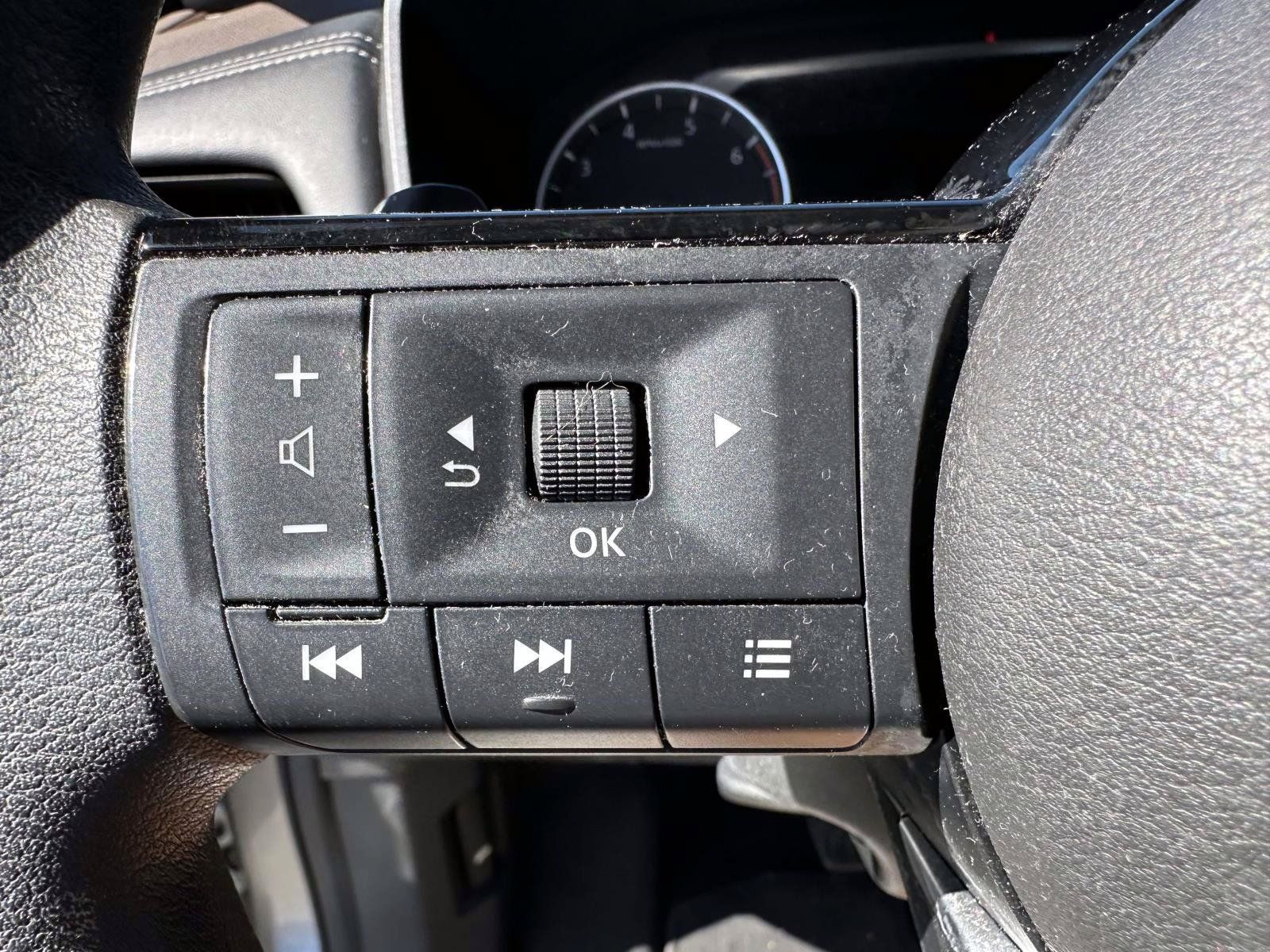 Certified 2021 Nissan Rogue SV AWD/4WD image 31
