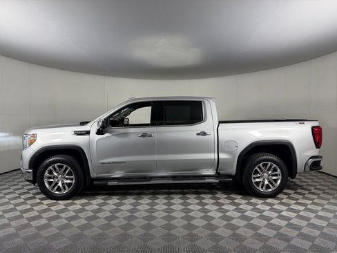 Used 2022 GMC Sierra 1500 SLT AWD/4WD image 9