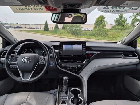 Used 2024 Toyota Camry XLE w/ Navigation Package FWD image 33