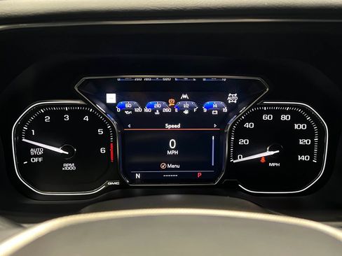 Used 2021 GMC Yukon Denali w/ Denali Premium Package AWD/4WD image 25