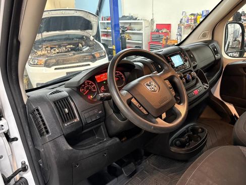 Used 2017 RAM ProMaster 1500 w/ Interior Convenience Group image 15