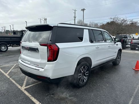 Used 2023 GMC Yukon XL AT4 w/ AT4 Premium Plus Package image 5