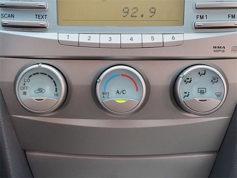 Used 2009 Toyota Camry SE image 8