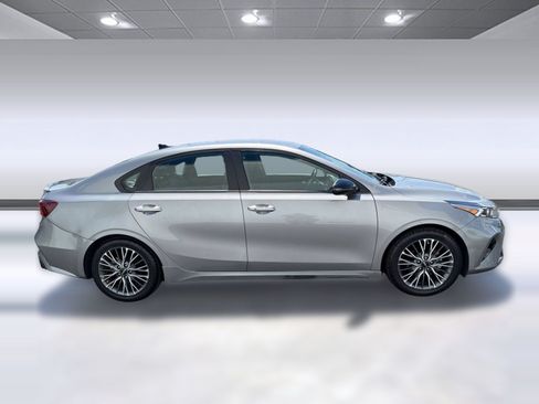 Used 2023 Kia Forte GT-Line FWD image 8