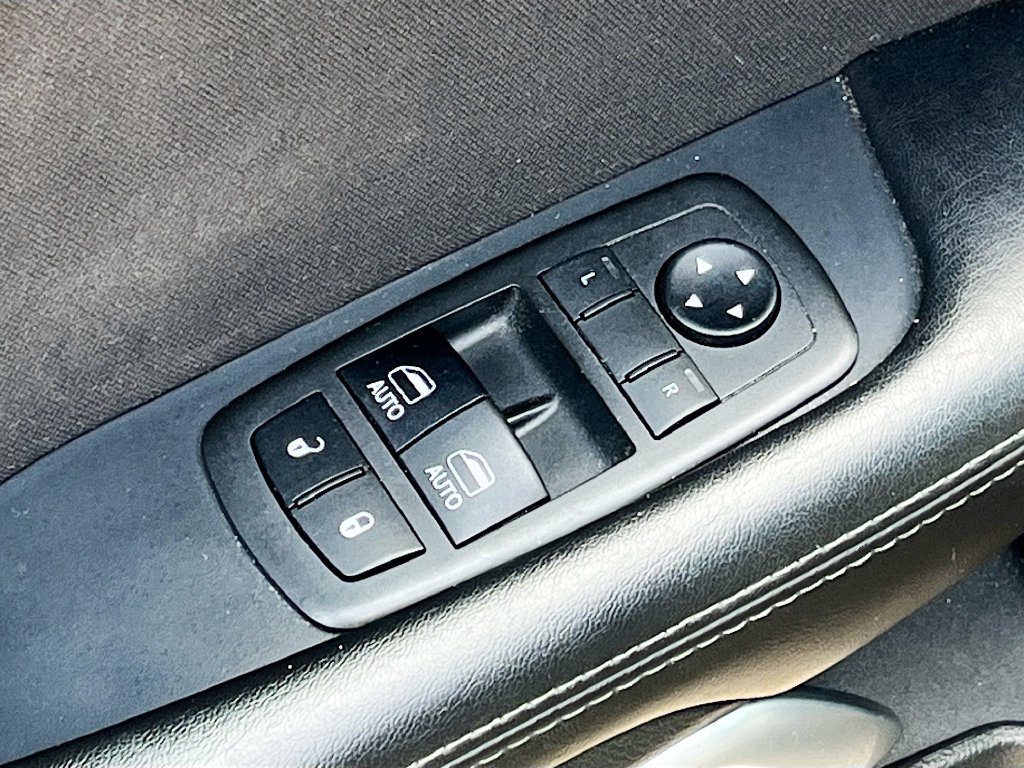 Used 2019 Dodge Challenger SXT w/ Blacktop Package RWD image 17