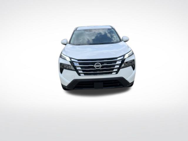 Used 2025 Nissan Rogue SV FWD image 8
