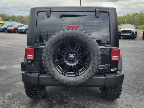 Used 2015 Jeep Wrangler Sport w/ Quick Order Package 24S AWD/4WD image 10