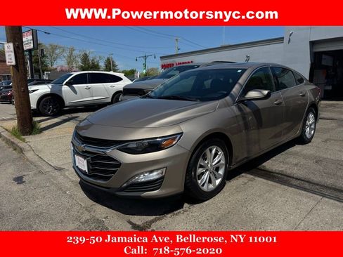 Used 2022 Chevrolet Malibu LT image 1