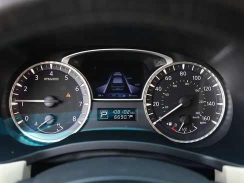 Used 2015 INFINITI QX60 FWD w/ Deluxe Touring Package image 32