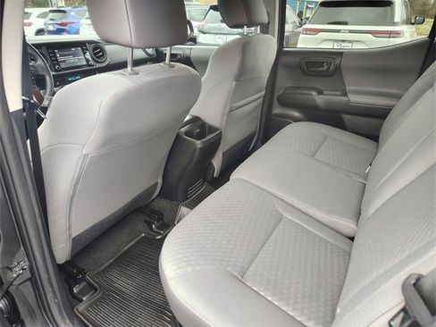 Used 2022 Toyota Tacoma SR5 image 5