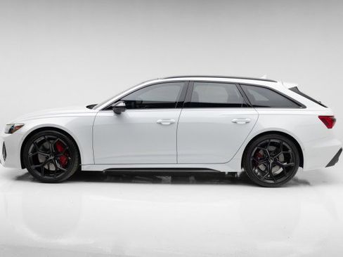 Used 2024 Audi RS 6 performance w/ Matte Carbon Package image 9