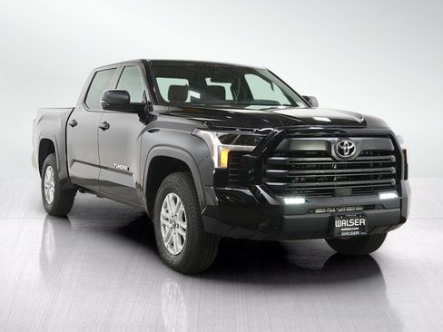 Used 2026 Toyota Tundra SR5 w/ SR5 Convenience Package AWD/4WD image 7