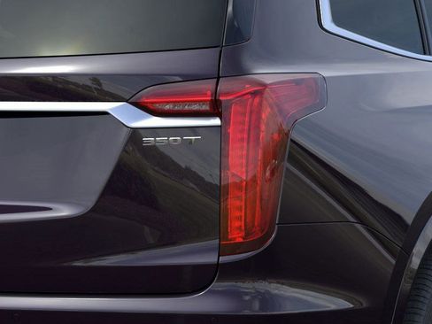 New 2025 Cadillac XT6 Luxury image 11