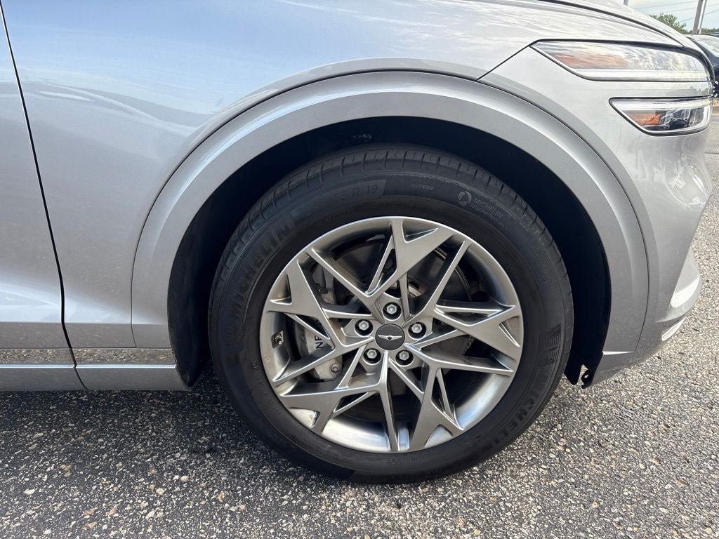Used 2025 Genesis GV70 2.5T AWD/4WD image 9