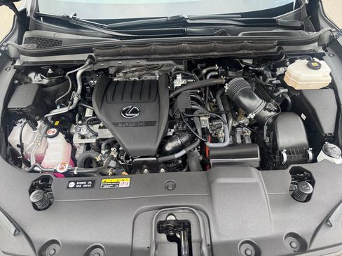 Used 2023 Lexus RX 500h F Sport image 9