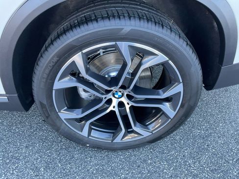 Certified 2025 BMW X5 xDrive40i w/ Premium Package image 22