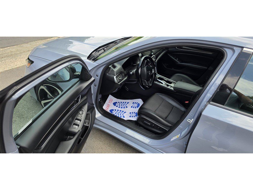 Used 2022 Honda Accord Sport image 12