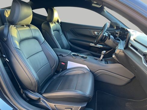 Used 2024 Ford Mustang GT Premium image 30