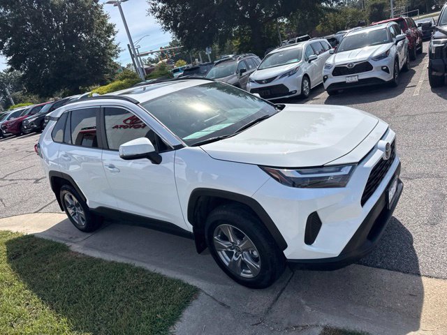 Used 2025 Toyota RAV4 XLE w/ Convenience Package AWD/4WD image 5
