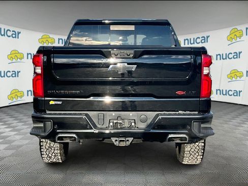 Used 2024 Chevrolet Silverado 1500 LT Trail Boss w/ Convenience Package II image 5