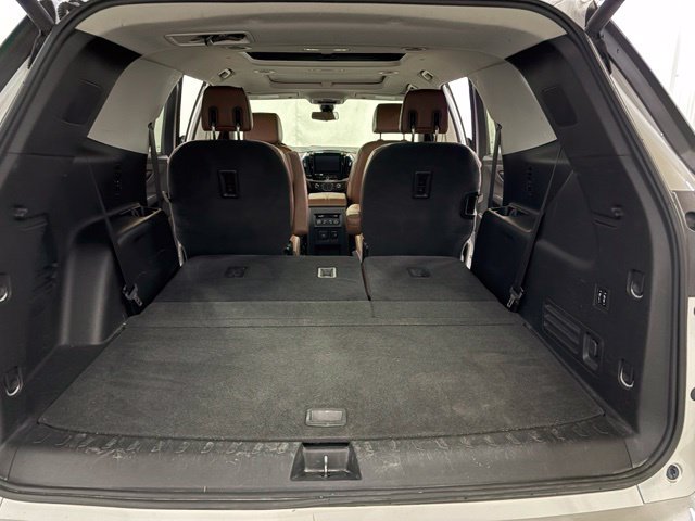 Used 2018 Chevrolet Traverse High Country AWD/4WD image 12