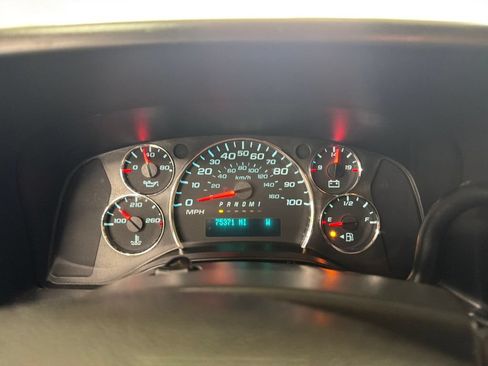 Used 2019 Chevrolet Express 3500 LS RWD image 24