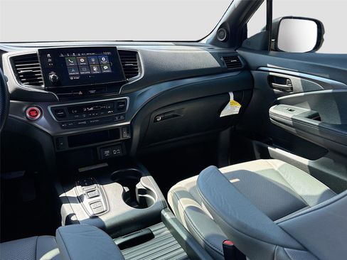 Certified 2023 Honda Passport EX-L image 28