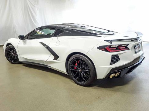 Used 2023 Chevrolet Corvette Stingray Preferred Cpe w/ Battery Protection Package RWD image 7