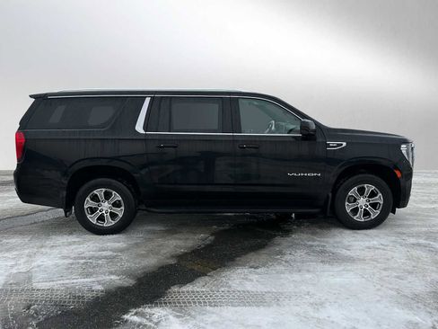 Used 2022 GMC Yukon XL SLE w/ Max Trailering Package image 2