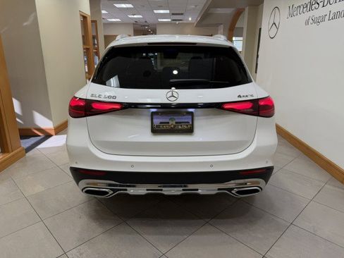 Certified 2024 Mercedes-Benz GLC 300 4MATIC image 4