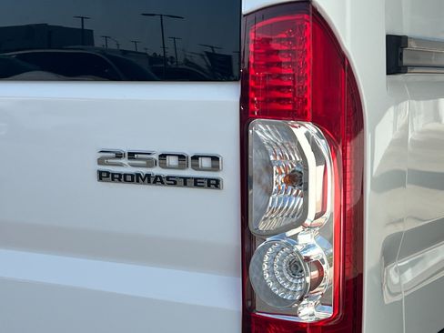 Used 2025 RAM ProMaster 2500 w/ U-Haul Equipment Group FWD image 26