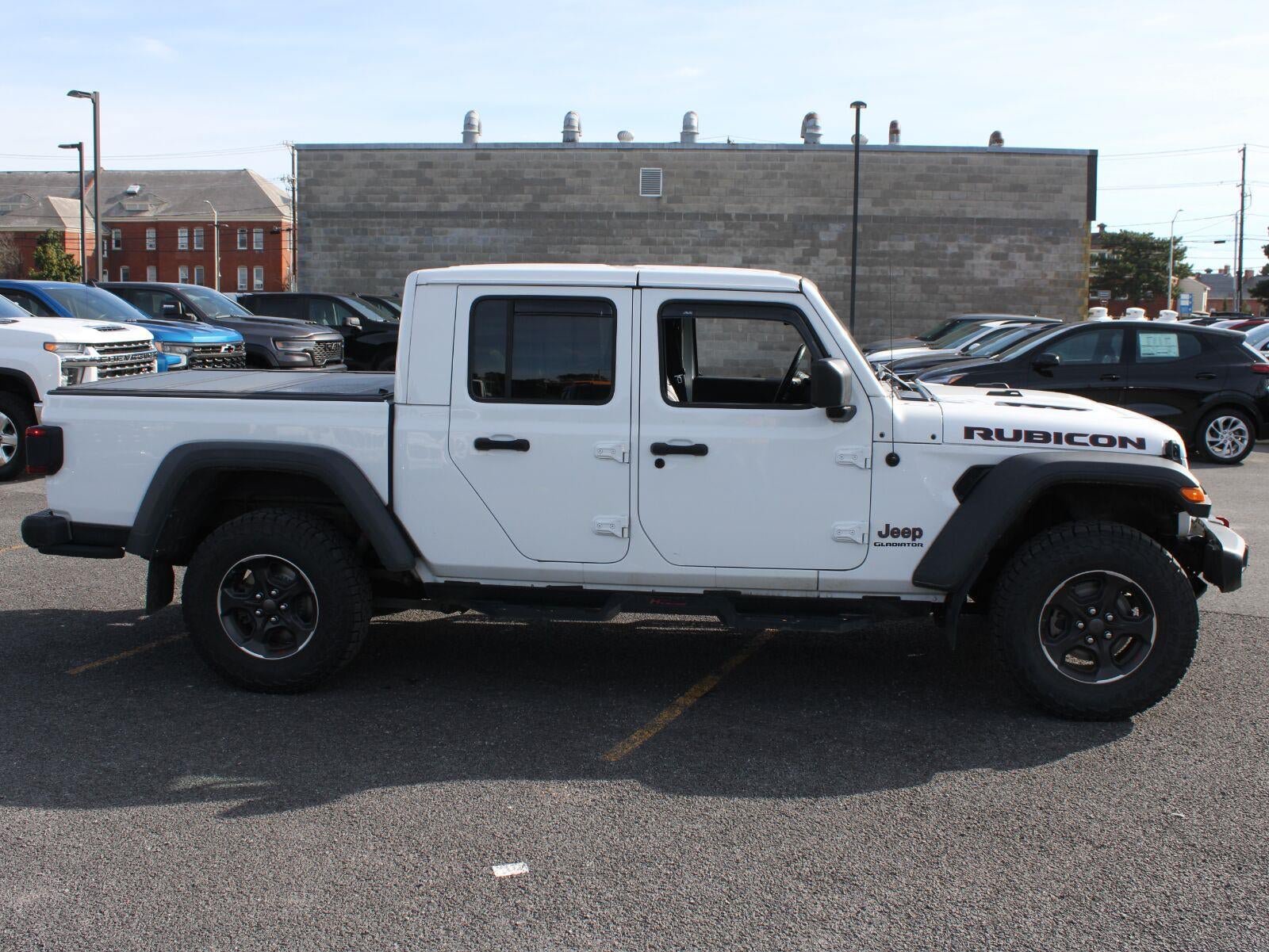 Used 2022 Jeep Gladiator Rubicon w/ LED Lighting Group AWD/4WD image 4