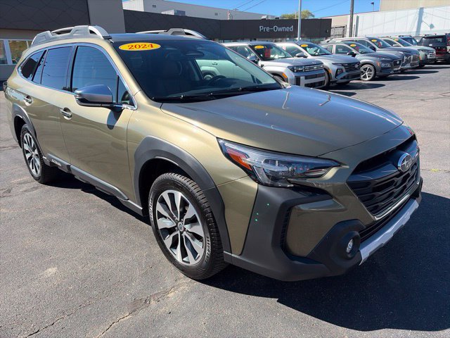 Used 2024 Subaru Outback Touring XT AWD/4WD image 2
