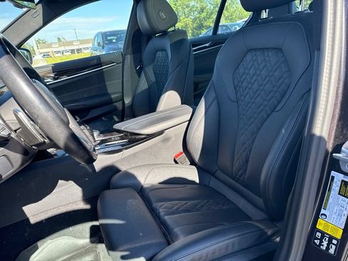 Used 2023 BMW 540i xDrive w/ M Sport Package AWD/4WD image 10