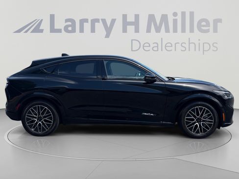 Used 2024 Ford Mustang Mach-E Premium AWD/4WD image 6