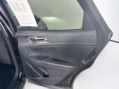 Used 2026 Kia Sportage LX FWD image 28