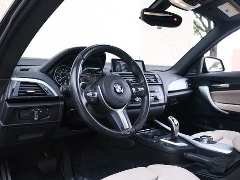 Used 2015 BMW M235i Coupe image 21