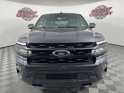 Used 2024 Ford Expedition Max Limited AWD/4WD image 2