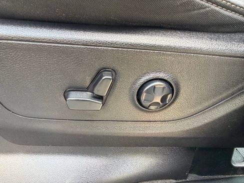 Certified 2019 RAM 1500 Big Horn AWD/4WD image 22