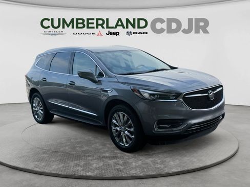 Used 2020 Buick Enclave Premium w/ LPO, Luxury Package FWD image 16