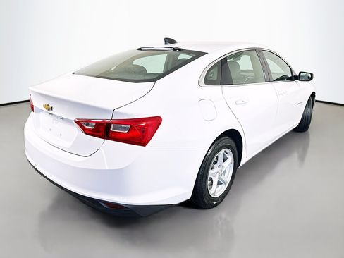 Used 2018 Chevrolet Malibu LS FWD image 7