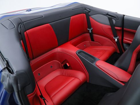 Certified 2019 Ferrari Portofino image 33