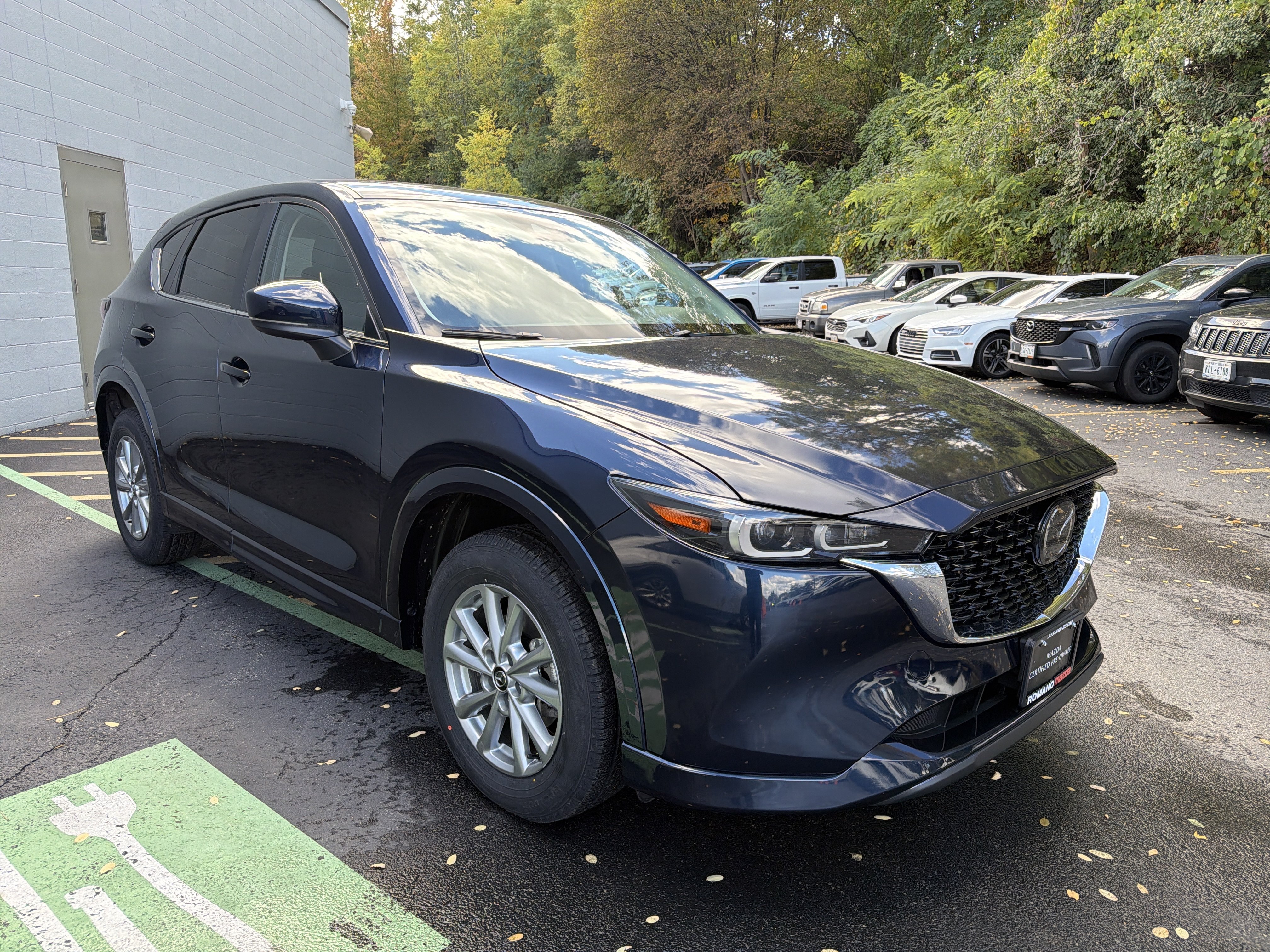 Used 2024 MAZDA CX-5 AWD 2.5 S w/ Select Package image 2