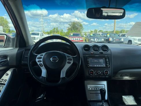 Used 2009 Nissan Altima 2.5 SL w/ Technology Pkg FWD image 14