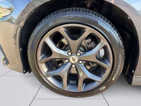 Used 2019 Dodge Charger R/T RWD image 8