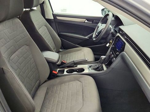 Used 2021 Volkswagen Passat 2.0T S image 23