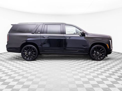 New 2026 Cadillac Escalade ESV Platinum Sport AWD/4WD image 7