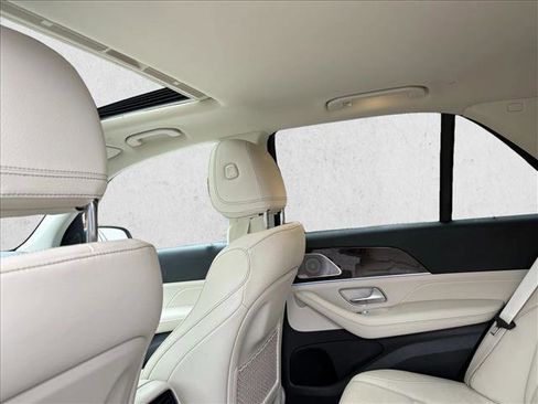 Used 2024 Mercedes-Benz GLE 350 4MATIC image 16