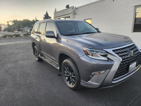 Used 2021 Lexus GX 460 Premium w/ Premium Package image 6